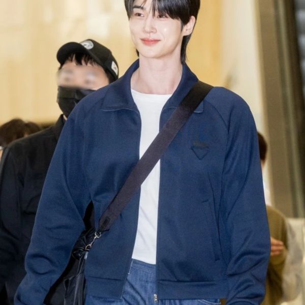 Prada 프라다｜지퍼 업 스웨트셔츠